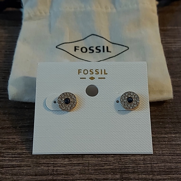 Earrings - Picture 2 of 6